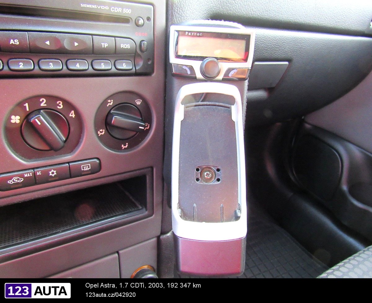 Opel Astra, 2003 - pohled č. 22