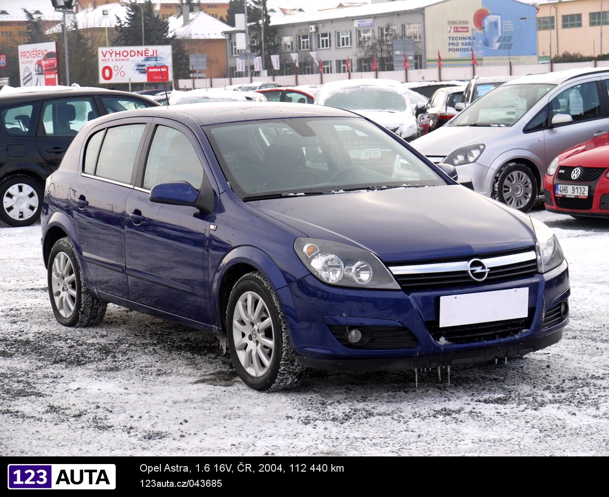 Opel Astra, 2004 - celkový pohled