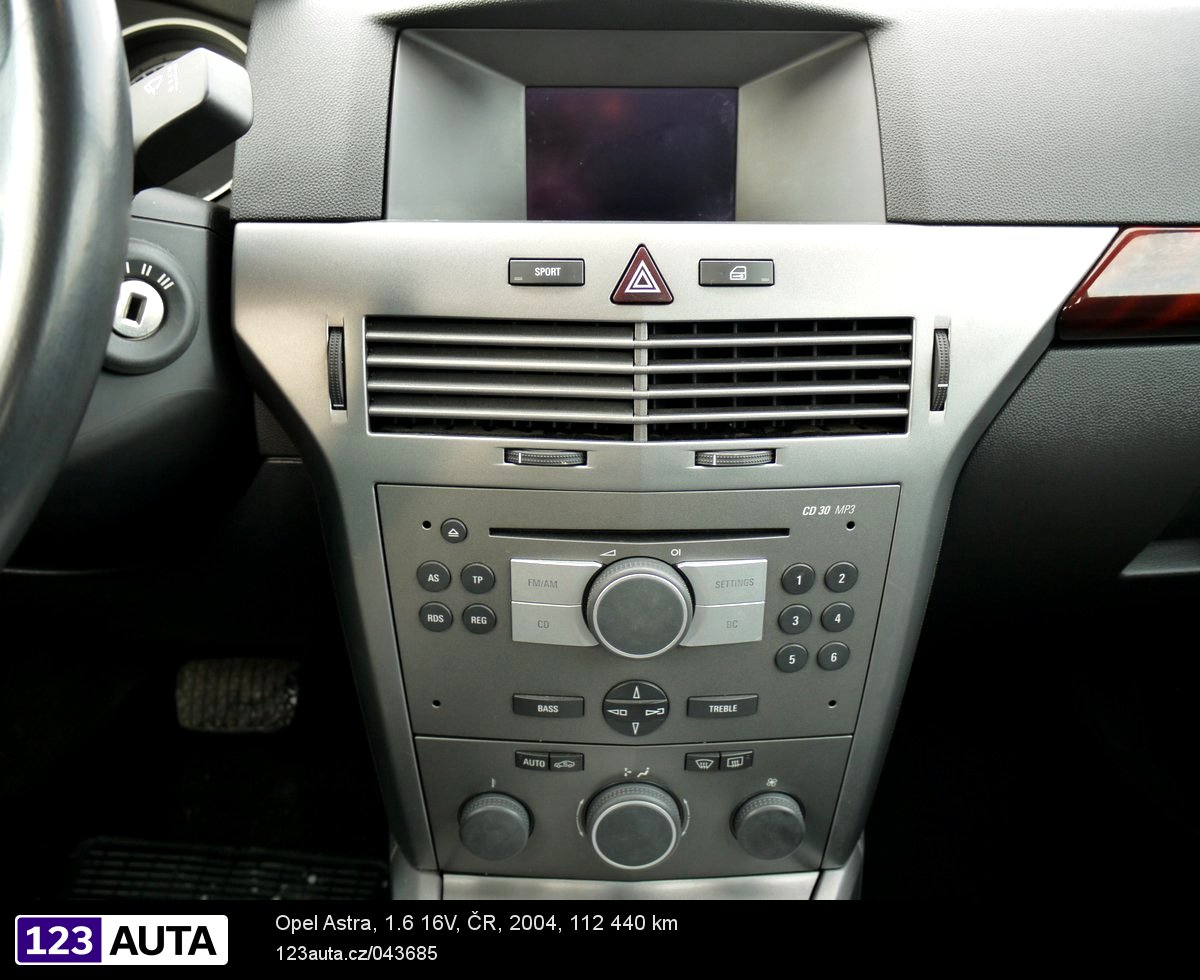Opel Astra, 2004 - pohled č. 13