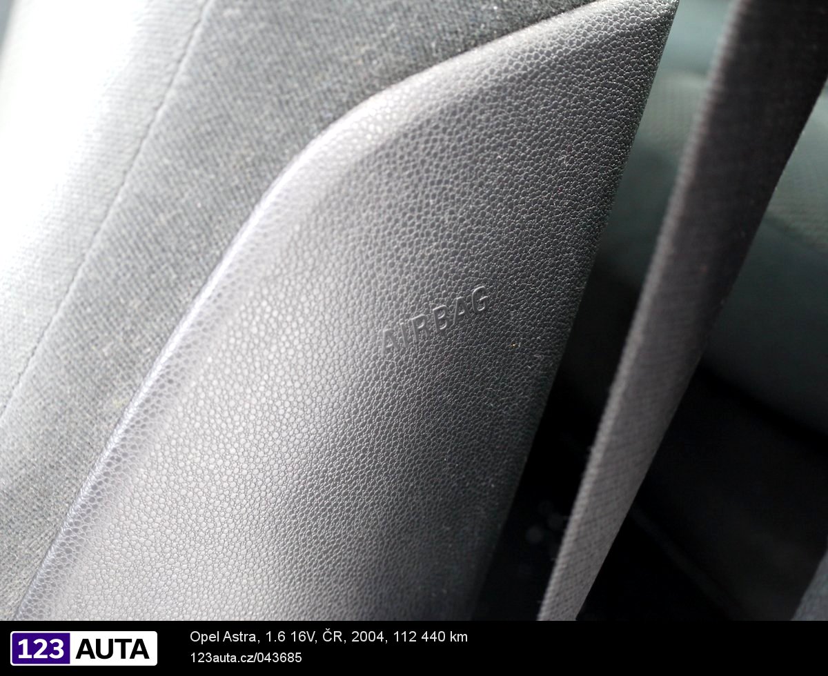 Opel Astra, 2004 - pohled č. 28
