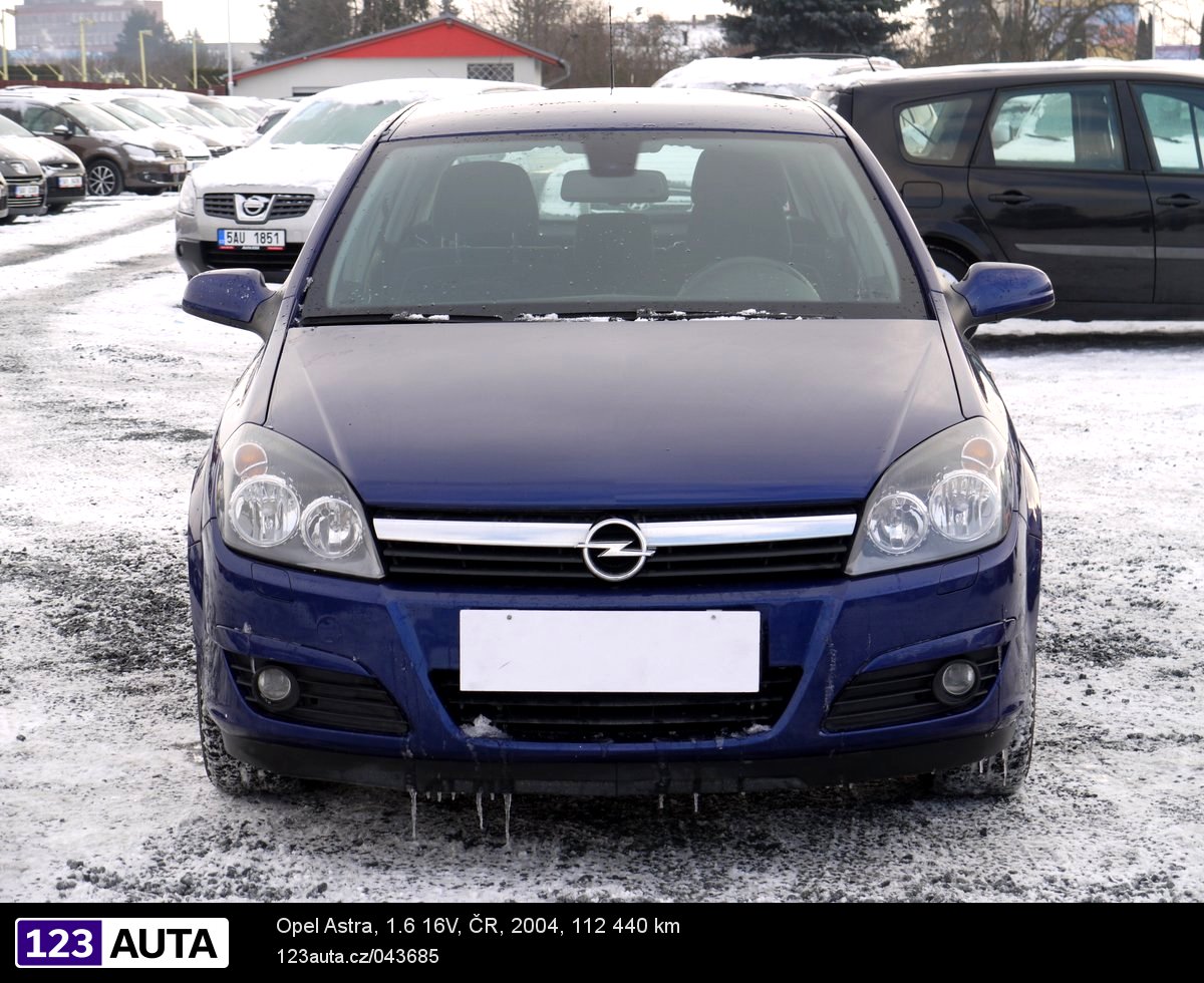 Opel Astra, 2004 - pohled č. 2