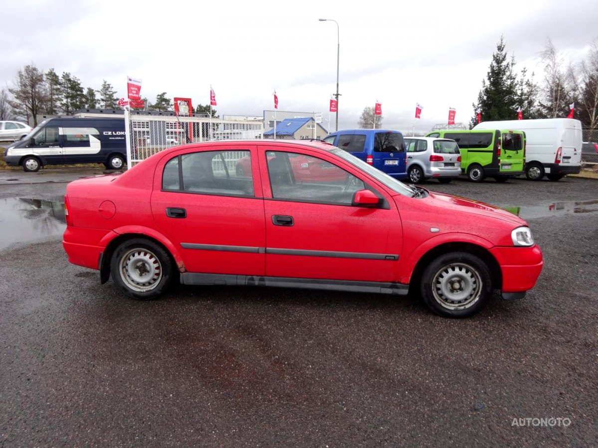 Opel Astra, 2002 - pohled č. 2