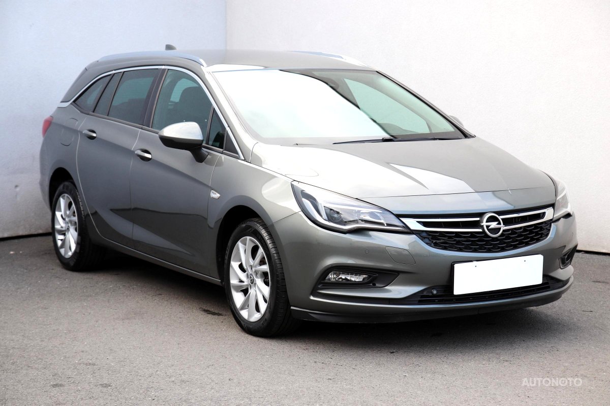 Opel Astra, 2016 - celkový pohled