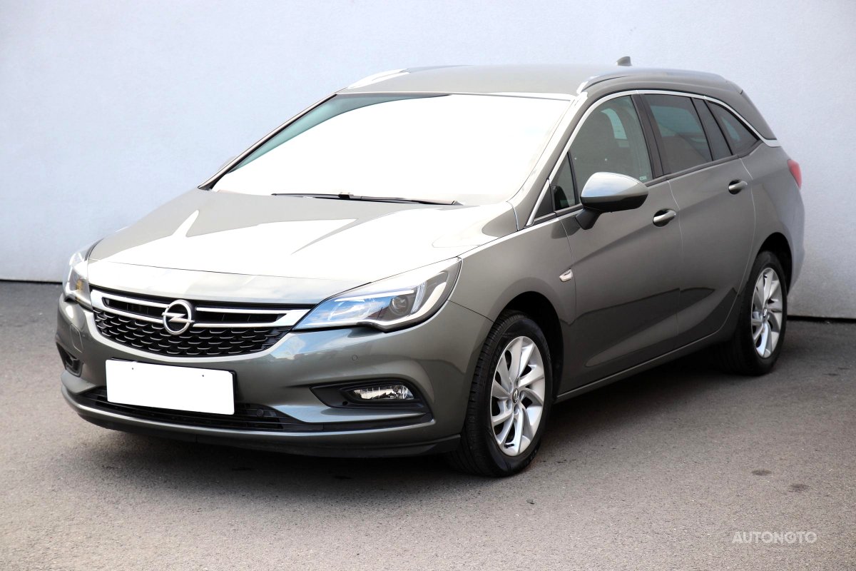 Opel Astra, 2016 - pohled č. 3