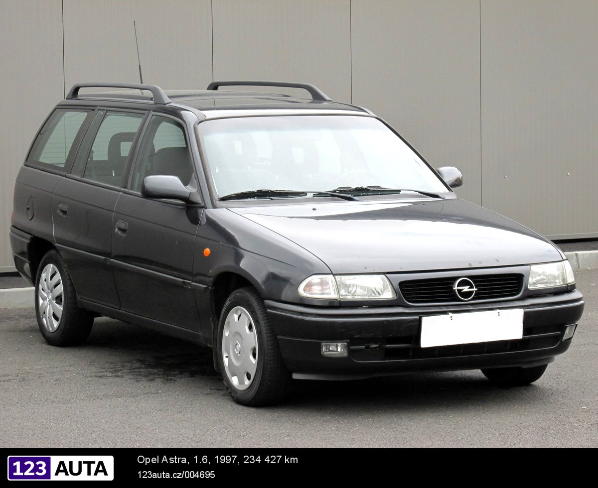 Opel Astra, 1997 - celkový pohled