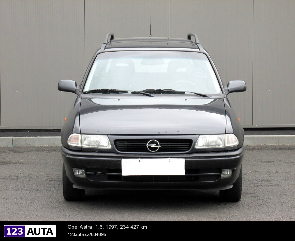 Opel Astra, 1997 - pohled č. 2