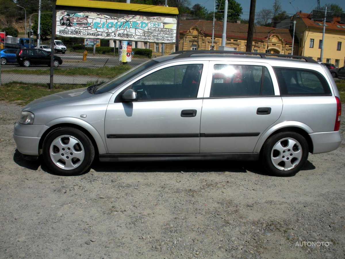 Opel Astra, 2002 - pohled č. 3