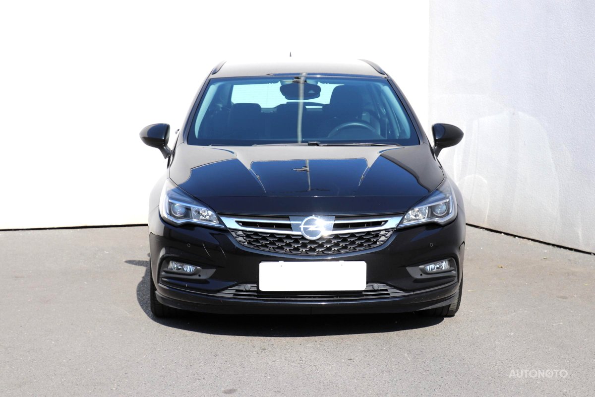 Opel Astra, 2018 - pohled č. 2