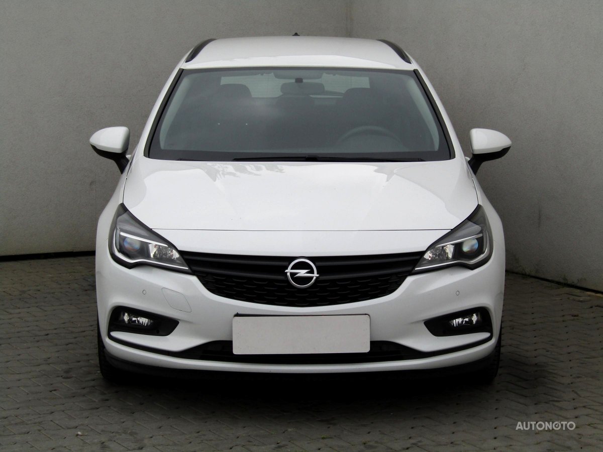 Opel Astra, 2016 - pohled č. 2