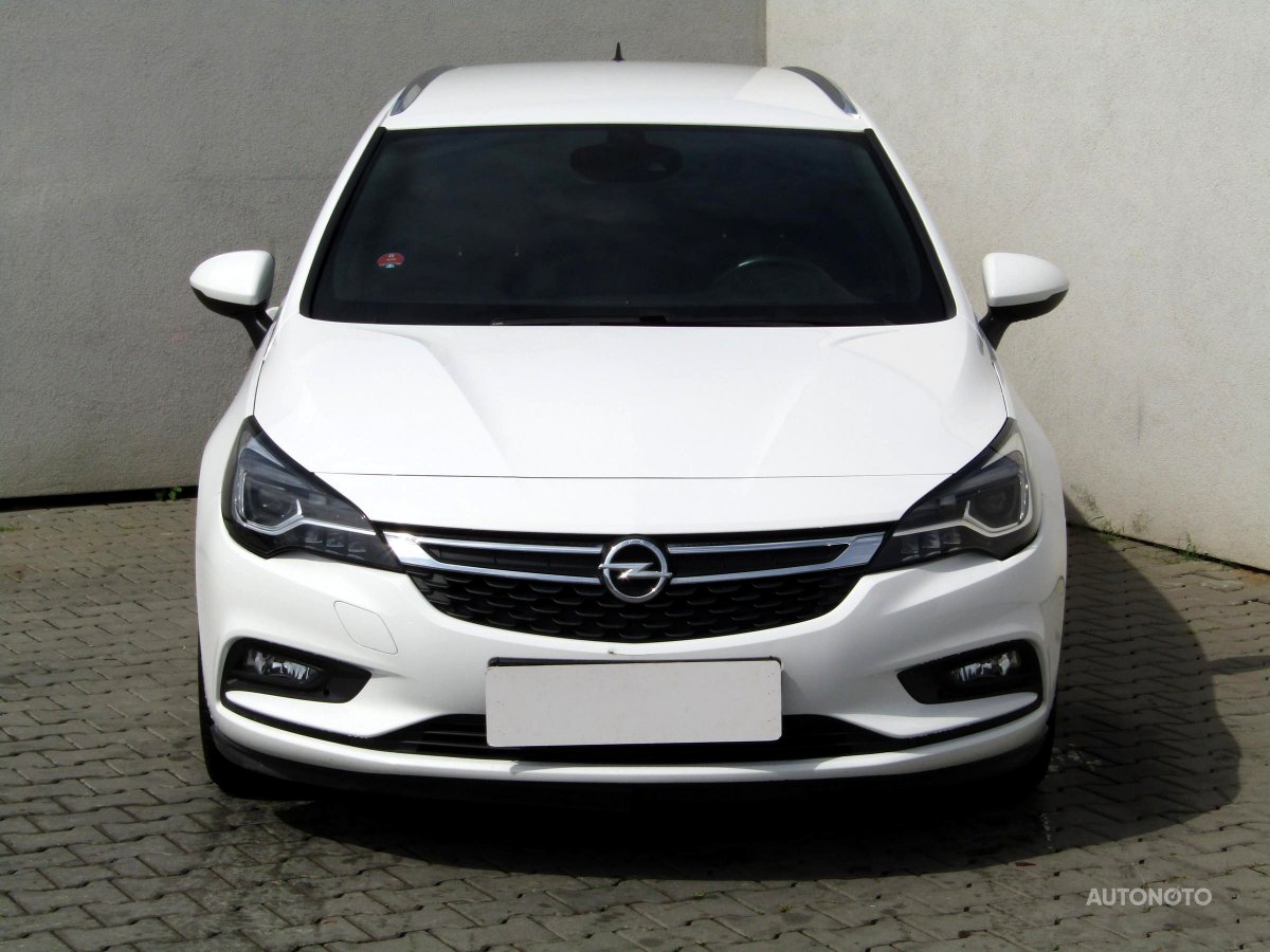 Opel Astra, 2016 - pohled č. 2