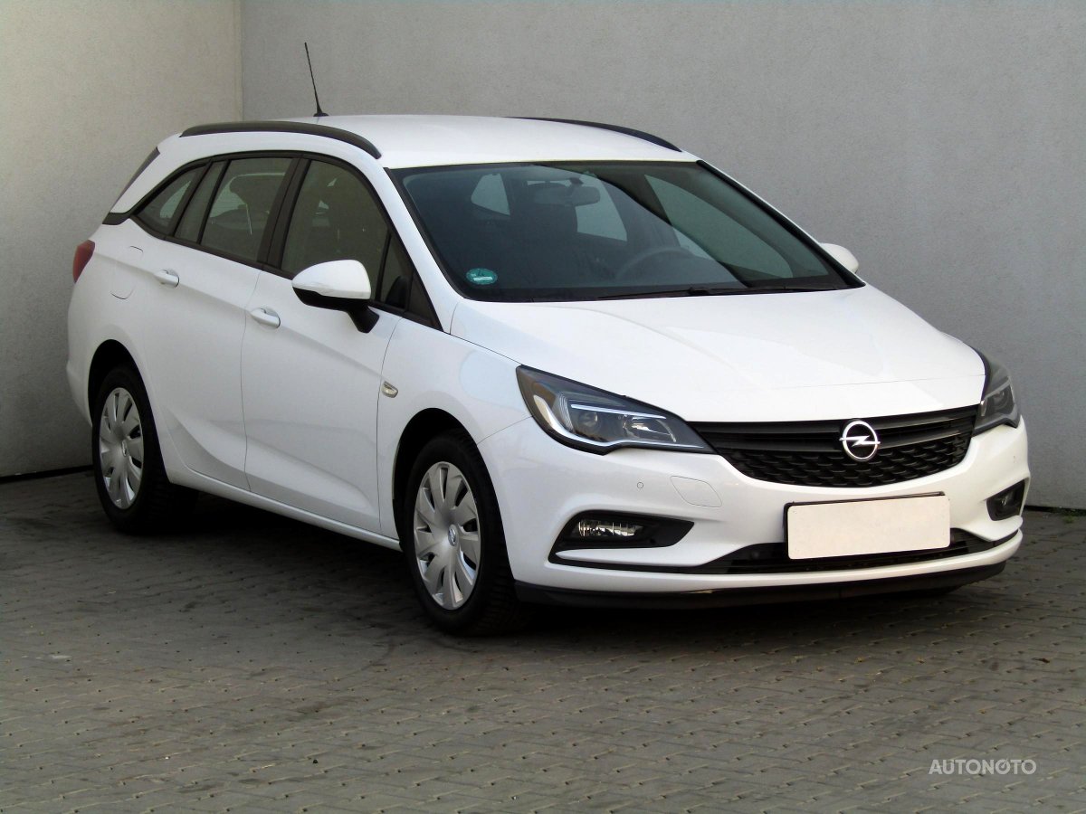 Opel Astra, 2017 - celkový pohled