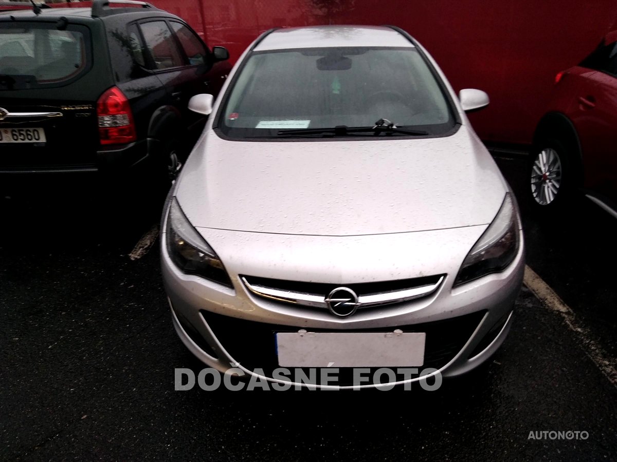 Opel Astra, 2016 - pohled č. 2