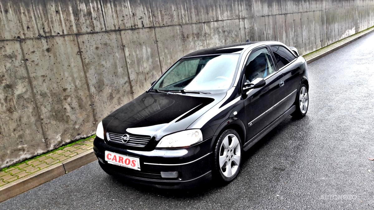 Opel Astra, 2000 - celkový pohled