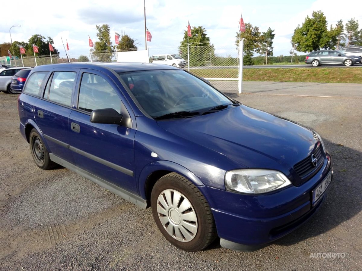 Opel Astra, 2004 - celkový pohled