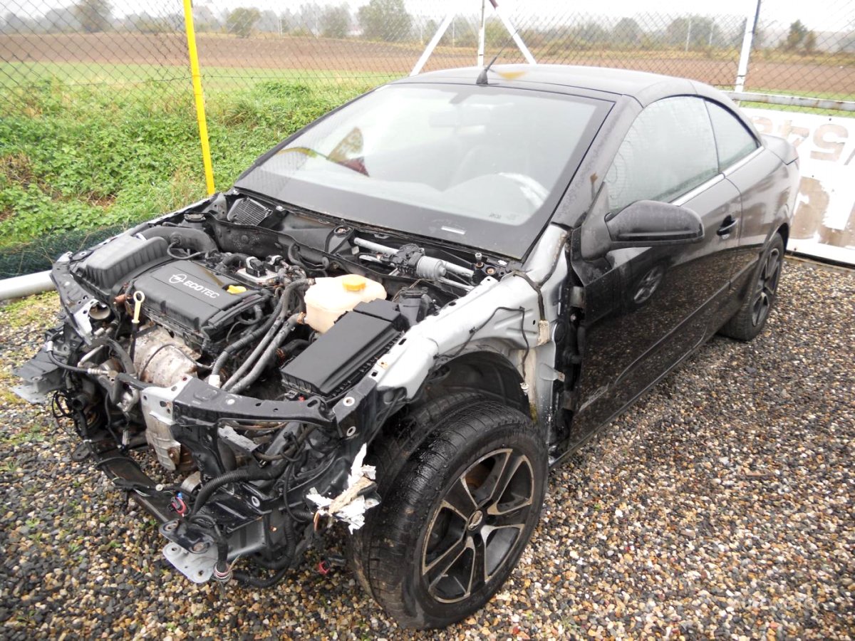 Opel Astra, 2007 - celkový pohled