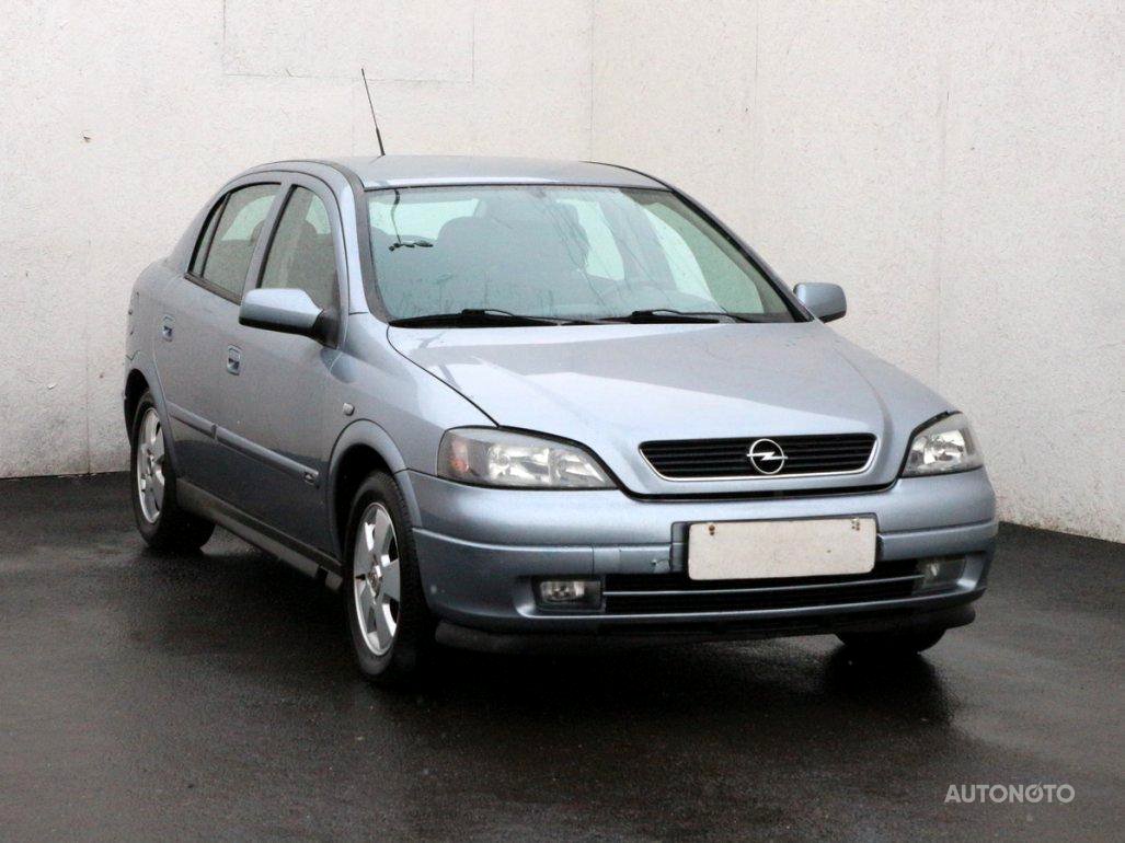 Opel Astra, 2001 - celkový pohled