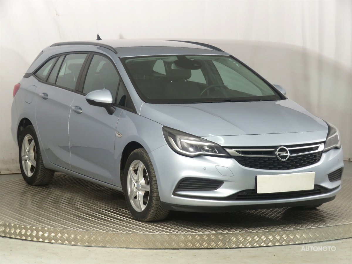 Opel Astra, 2017 - celkový pohled