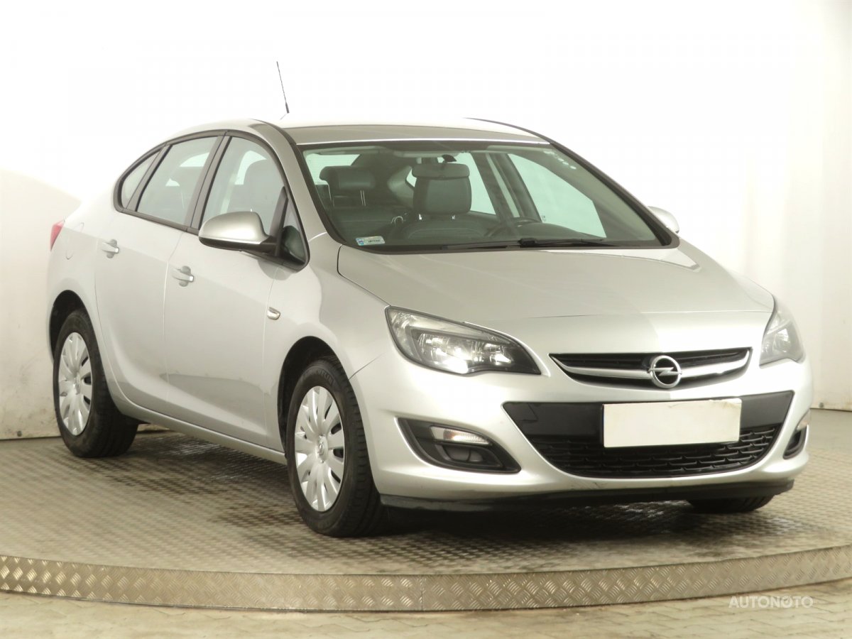 Opel Astra, 2016 - celkový pohled