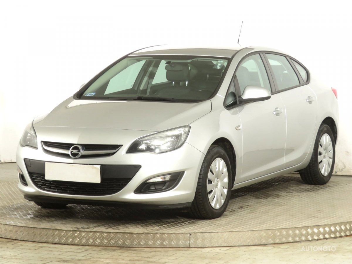 Opel Astra, 2016 - pohled č. 3