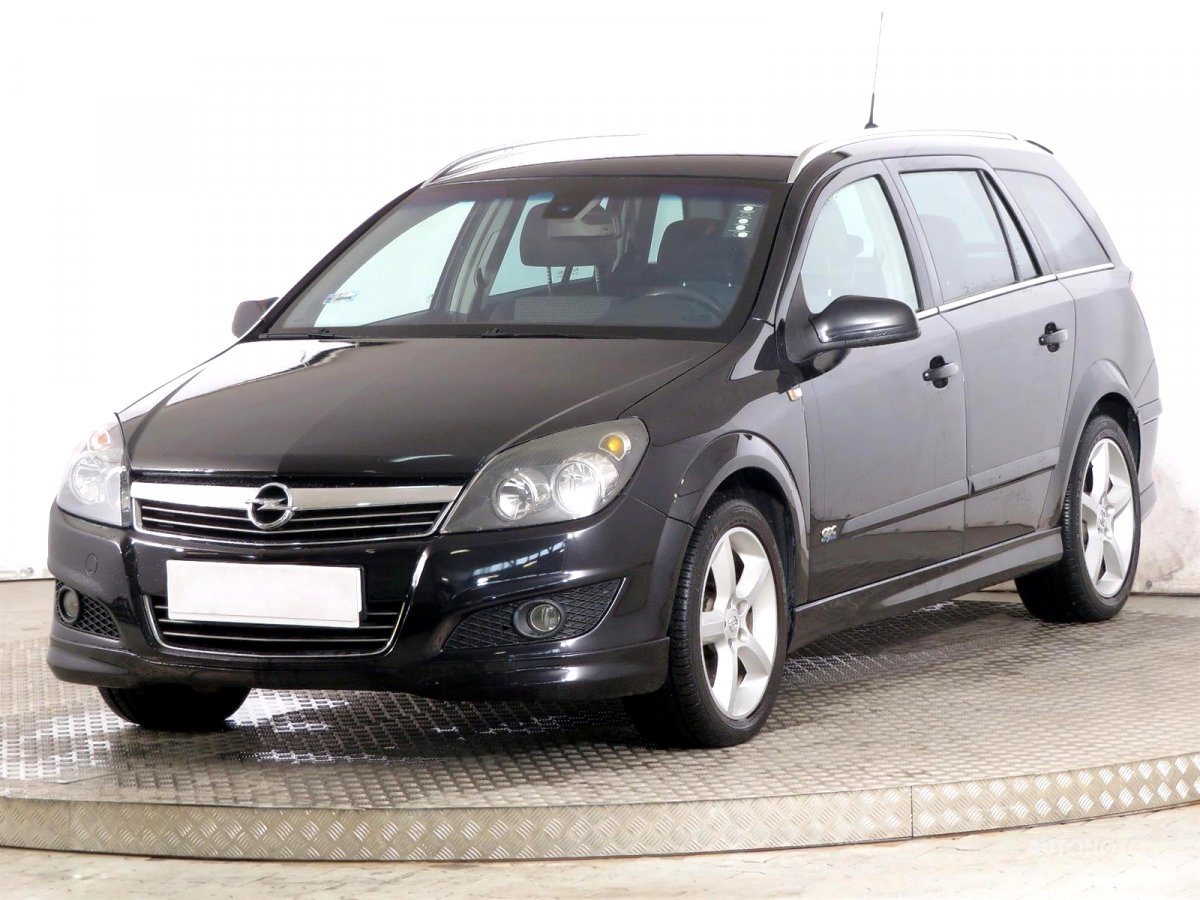 Opel Astra, 2008 - pohled č. 3