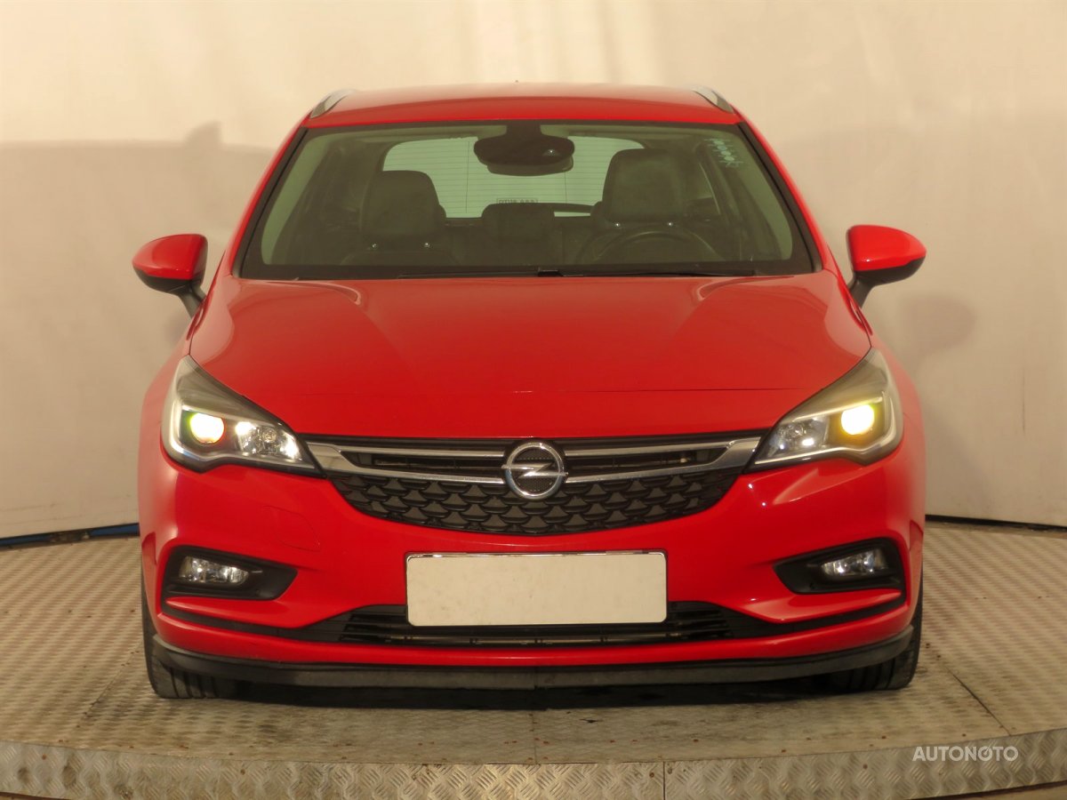 Opel Astra, 2017 - pohled č. 2