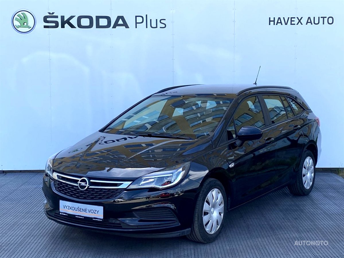 Opel Astra, 2019 - celkový pohled