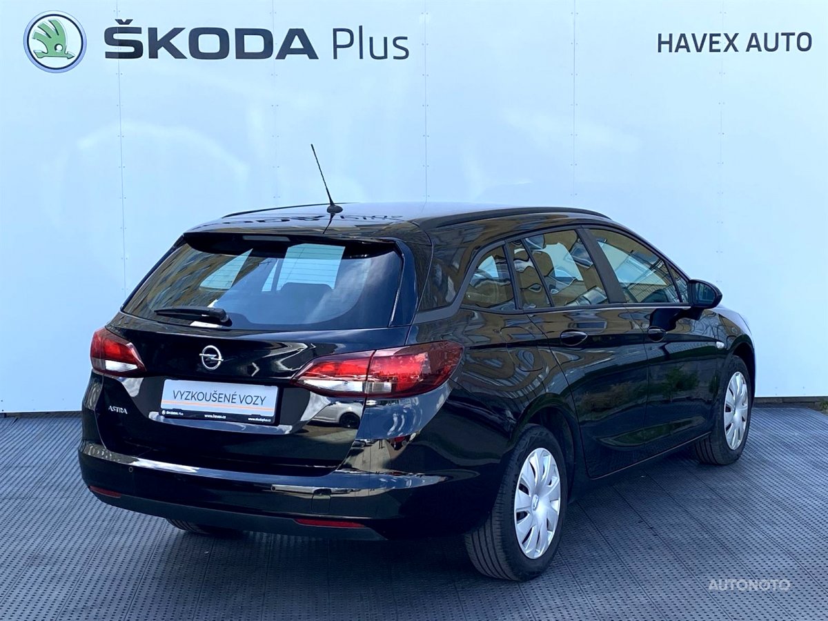 Opel Astra, 2019 - pohled č. 2