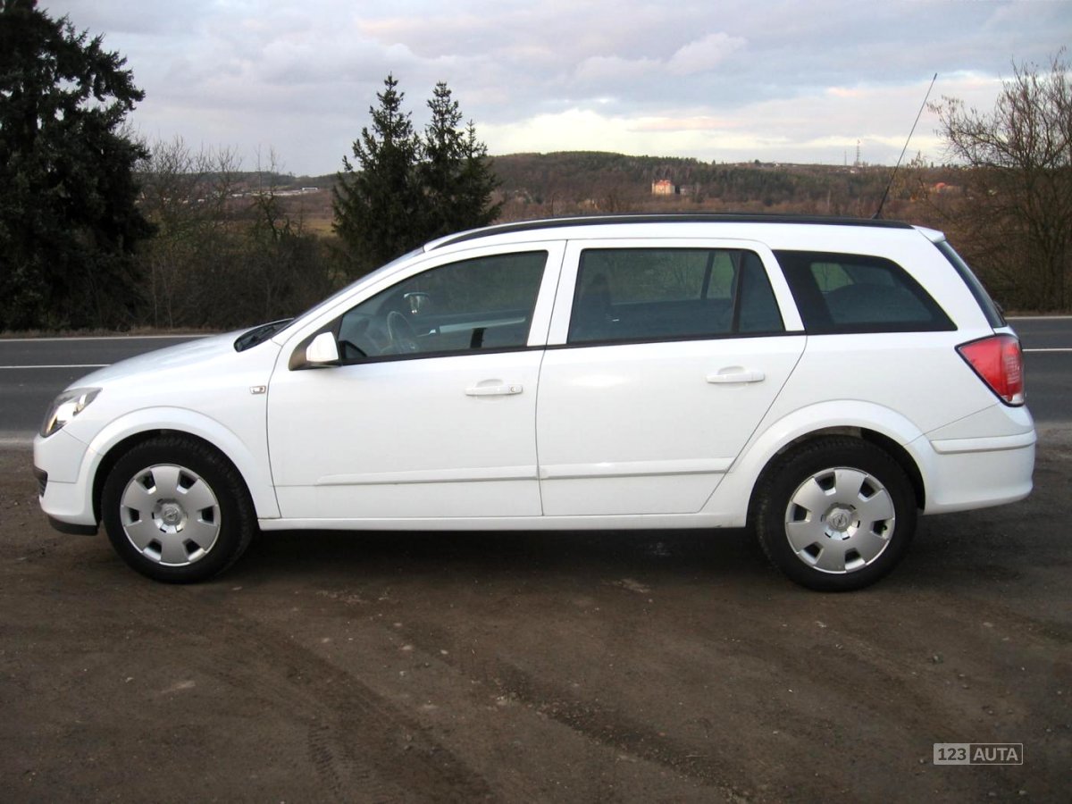 Opel Astra, 2006 - pohled č. 2