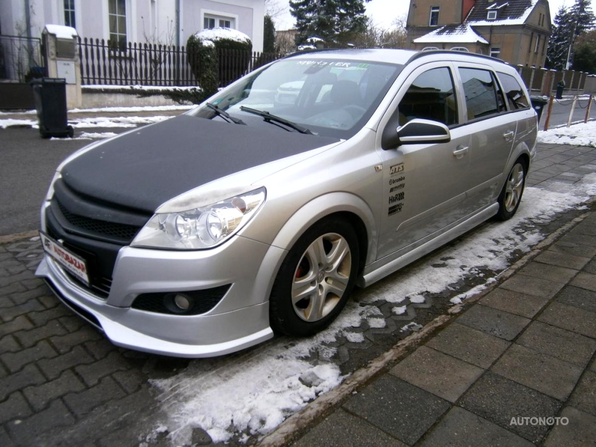 Opel Astra, 2009 - pohled č. 3