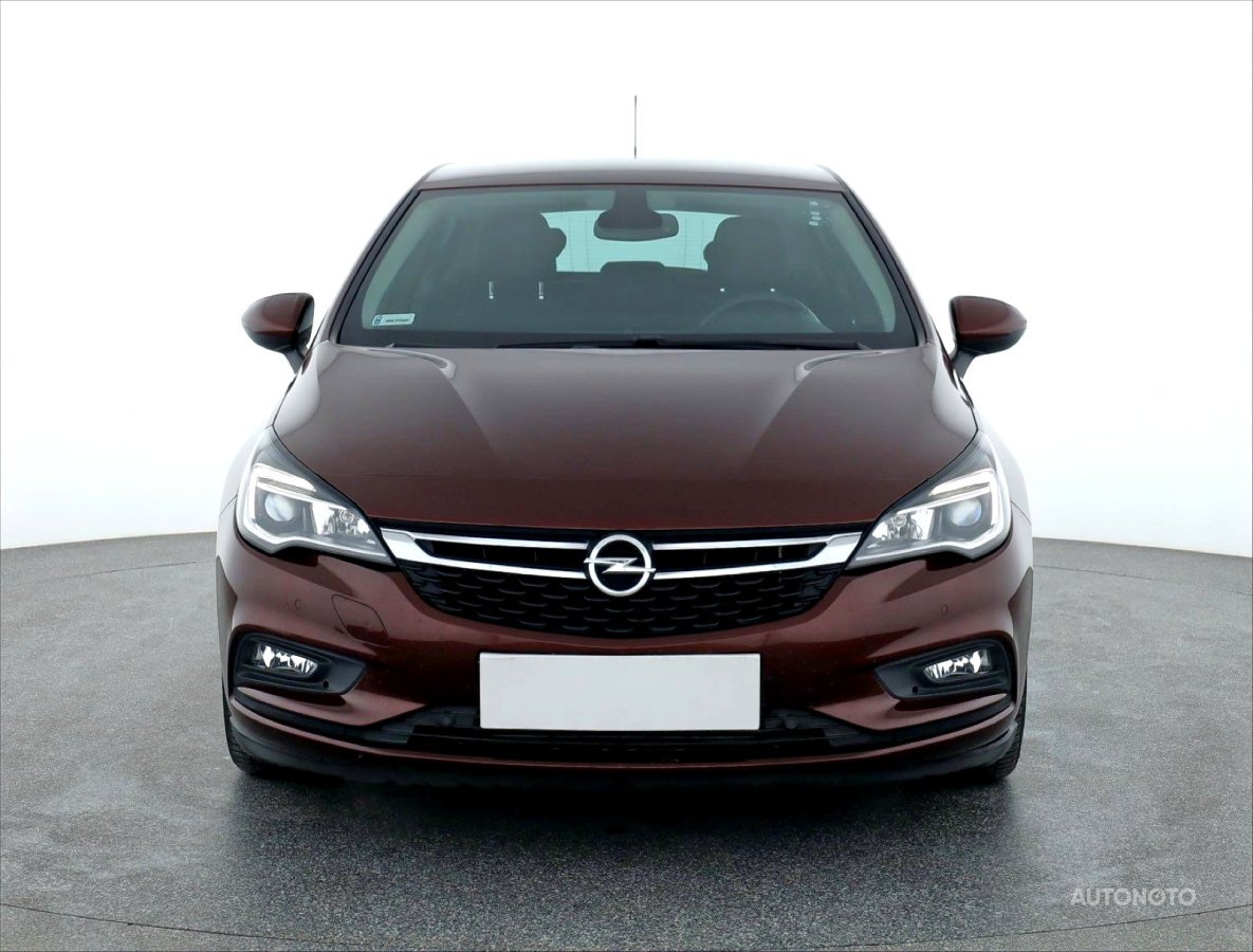 Opel Astra, 2017 - pohled č. 2