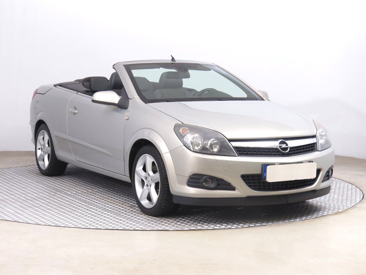 Opel Astra, 2006 - celkový pohled