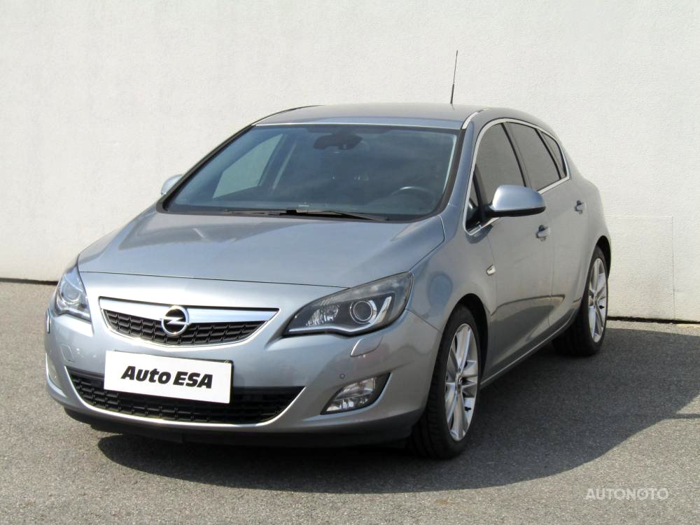 Opel Astra, 2009 - pohled č. 3