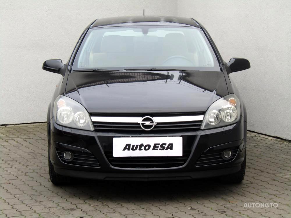Opel Astra, 2006 - pohled č. 2