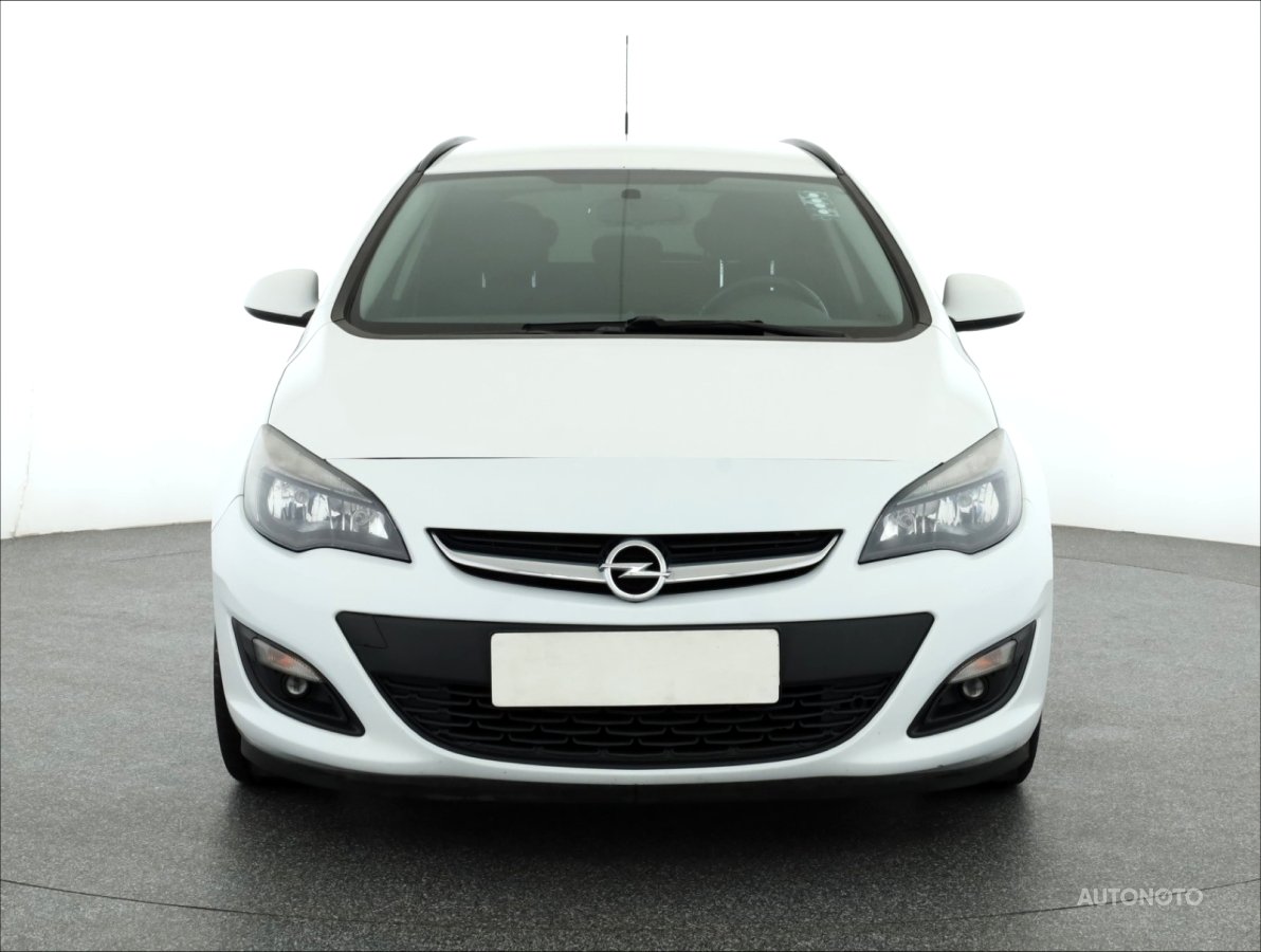 Opel Astra, 2015 - pohled č. 2