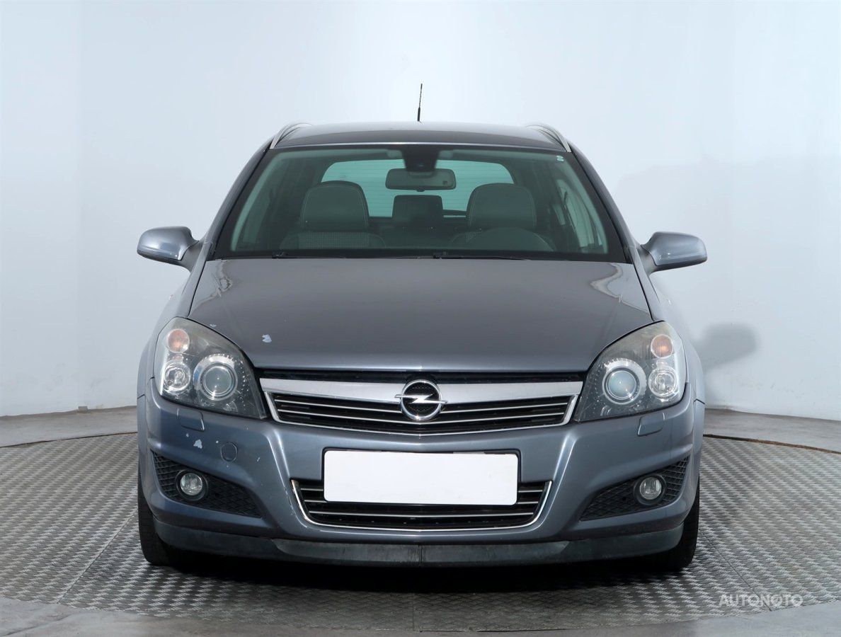 Opel Astra, 2007 - pohled č. 2