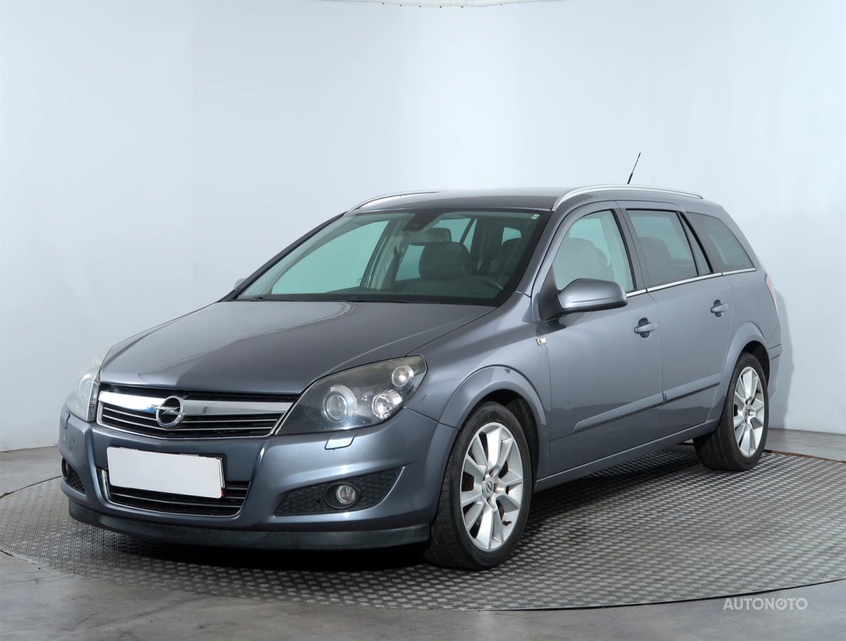 Opel Astra, 2007 - pohled č. 3