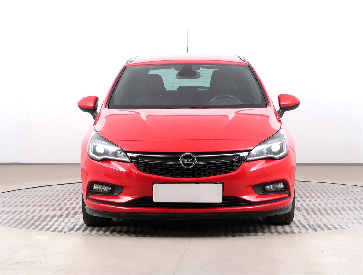 Opel Astra, 2016 - pohled č. 2