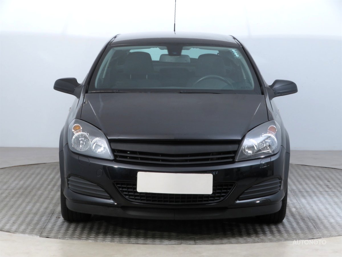 Opel Astra, 2008 - pohled č. 2