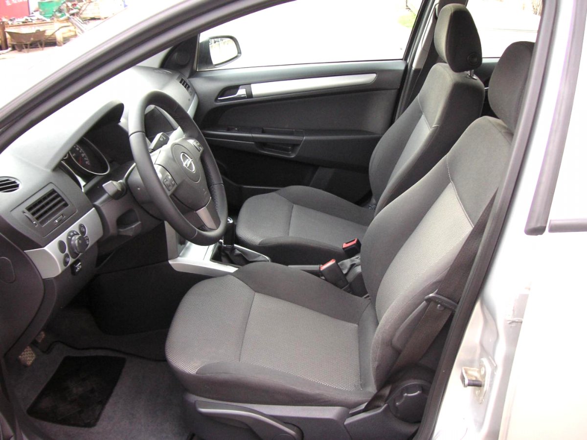 Peugeot 206, 2001 - pohled č. 7