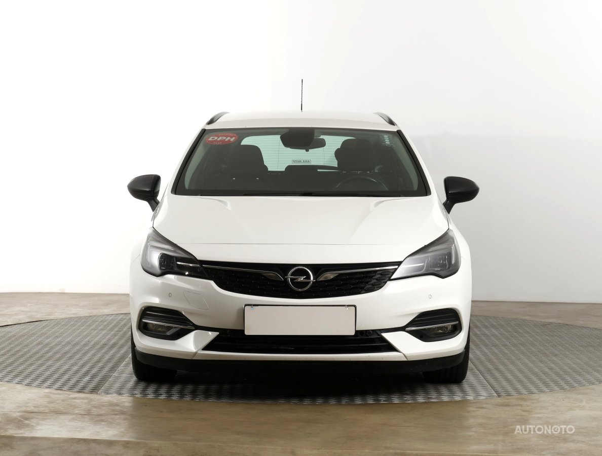 Opel Astra, 2022 - pohled č. 2