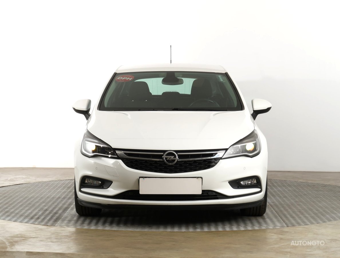 Opel Astra, 2018 - pohled č. 2