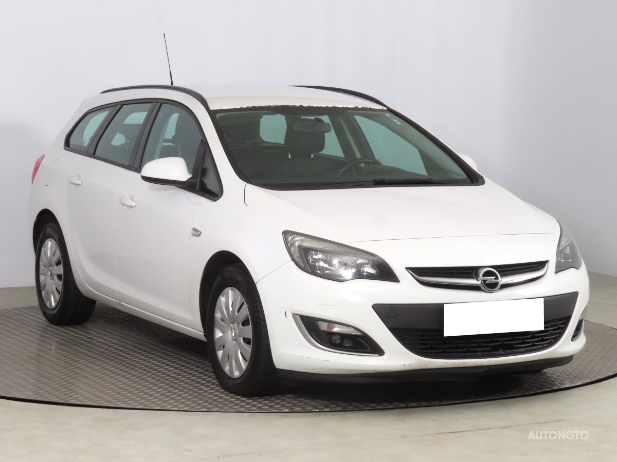 Opel Astra, 2013 - pohled č. 1