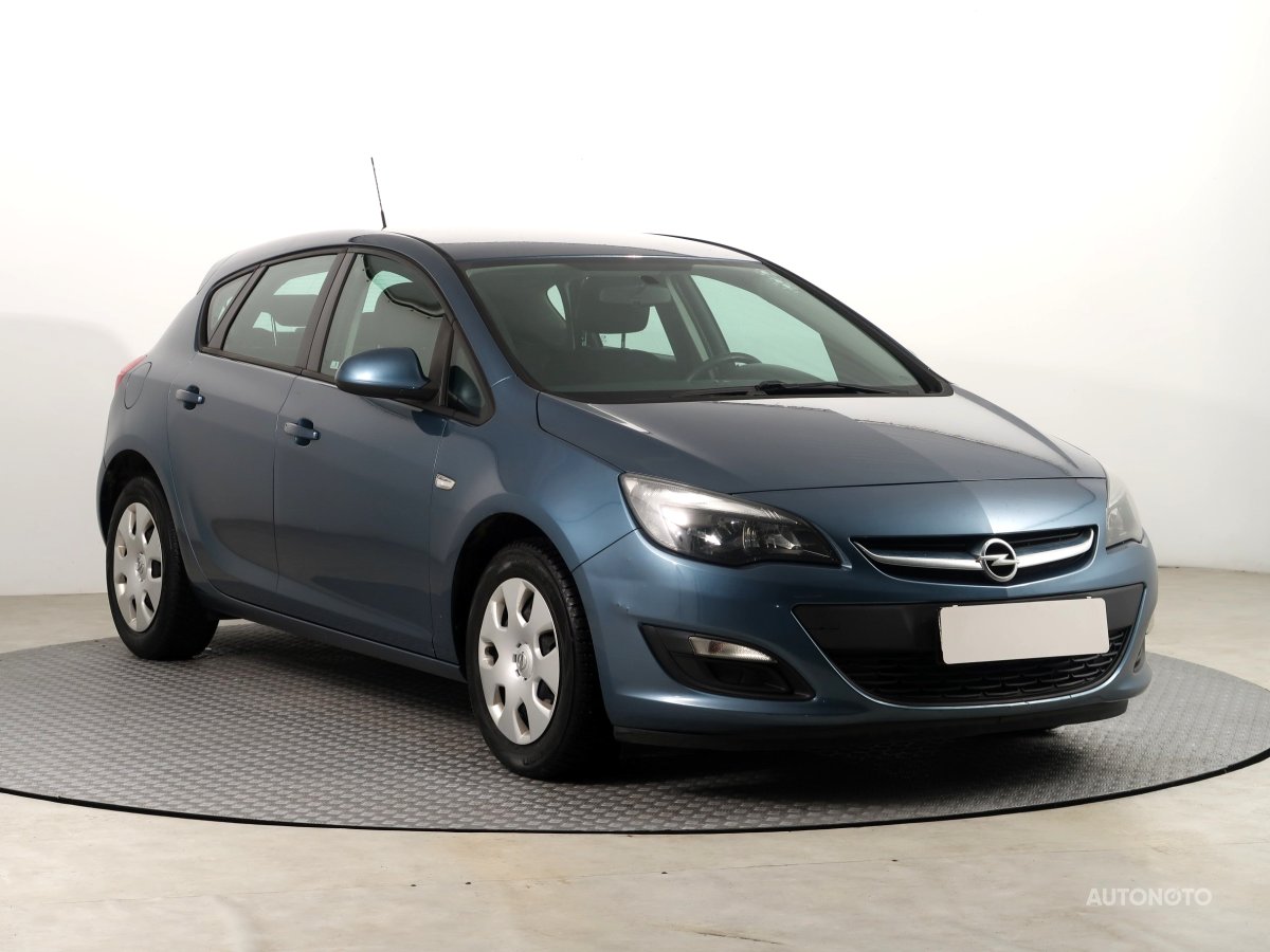 Opel Astra, 2014 - pohled č. 1