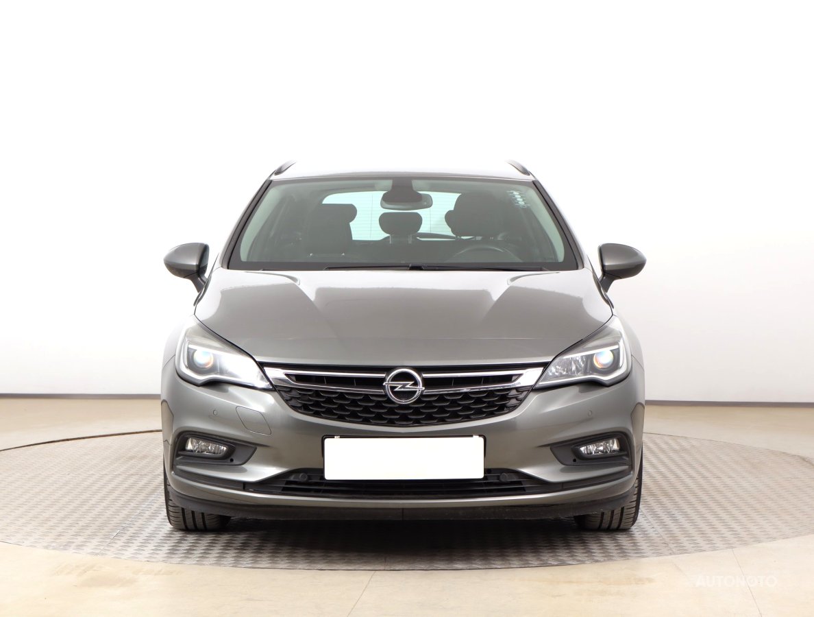 Opel Astra, 2019 - pohled č. 2