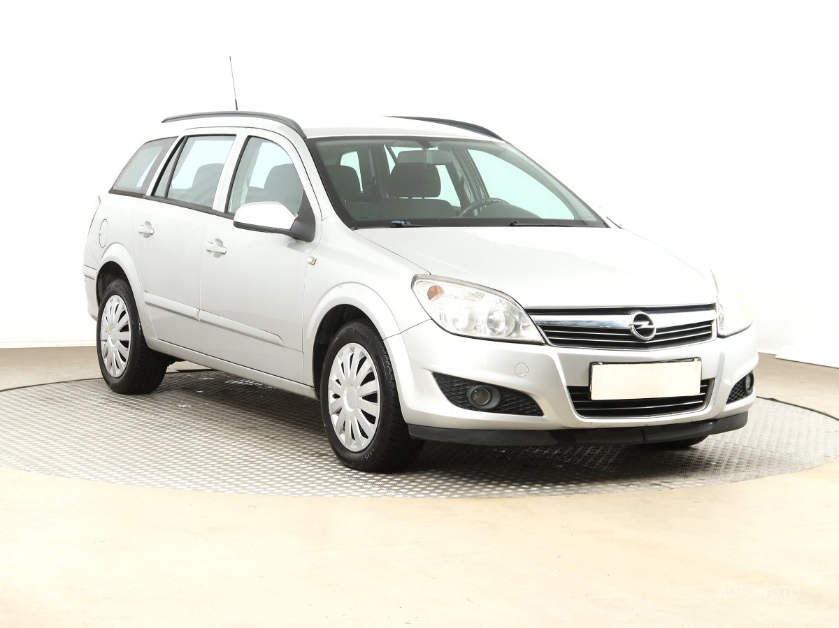 Opel Astra, 2008 - pohled č. 1