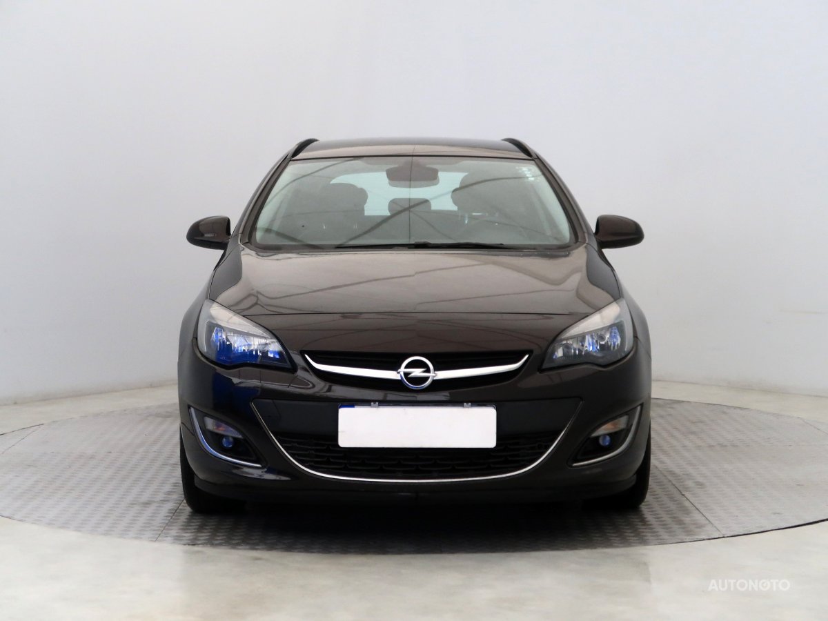 Opel Astra, 2015 - pohled č. 2