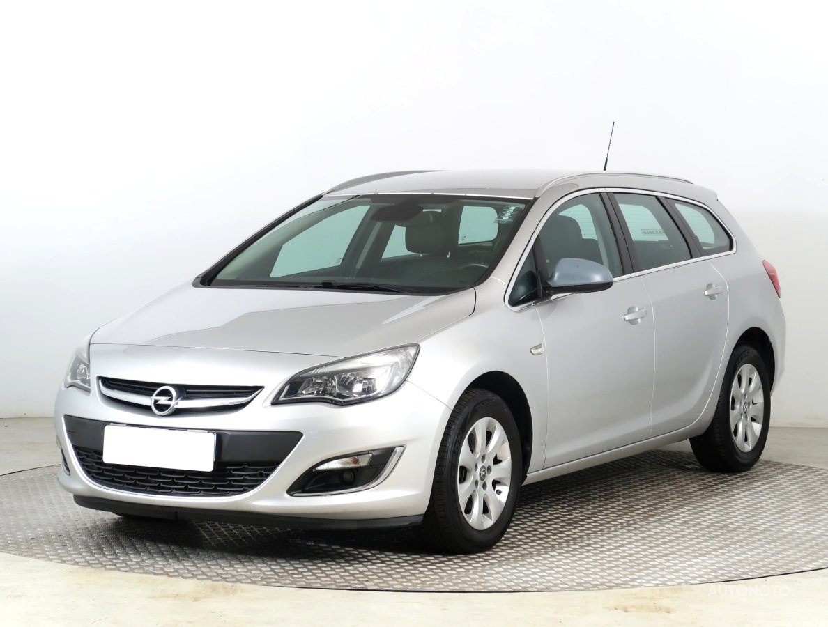 Opel Astra, 2015 - pohled č. 3