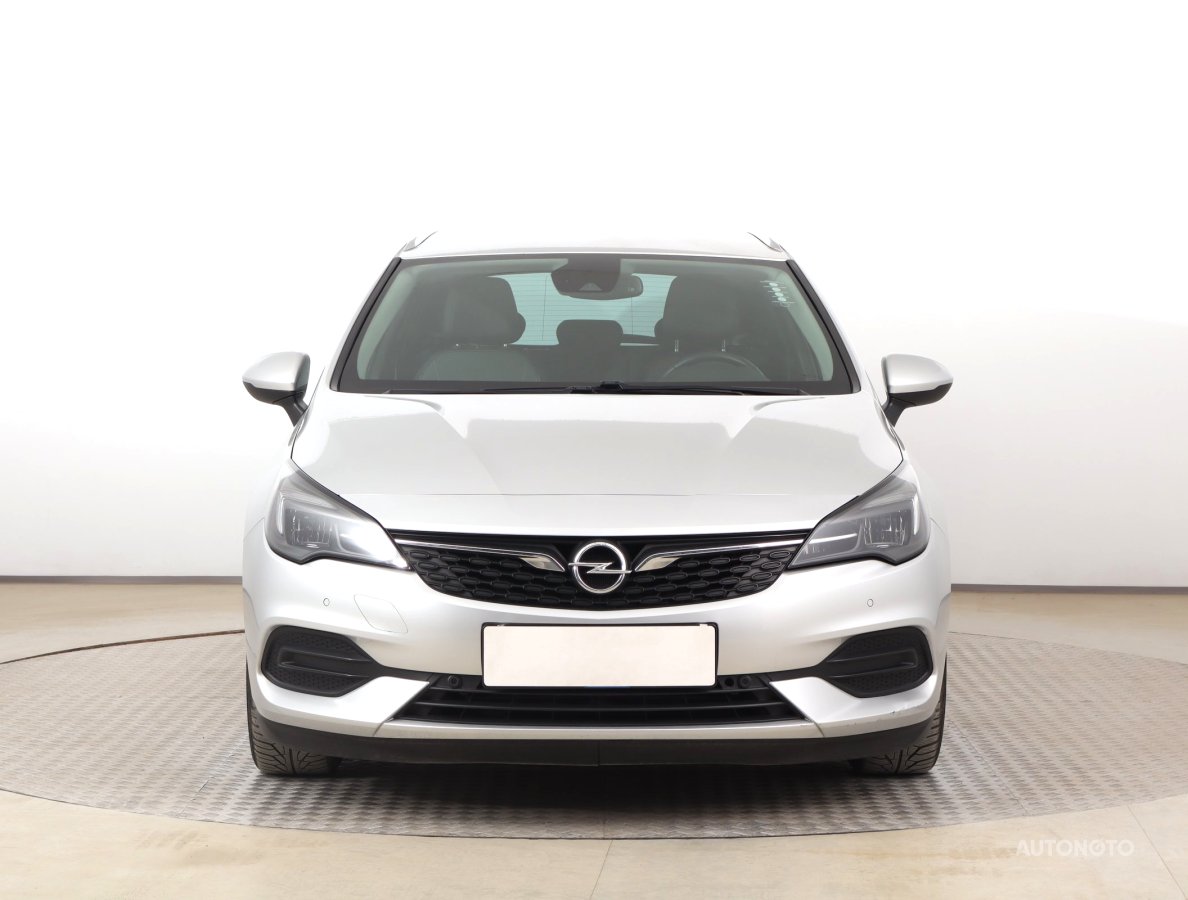 Opel Astra, 2020 - pohled č. 2