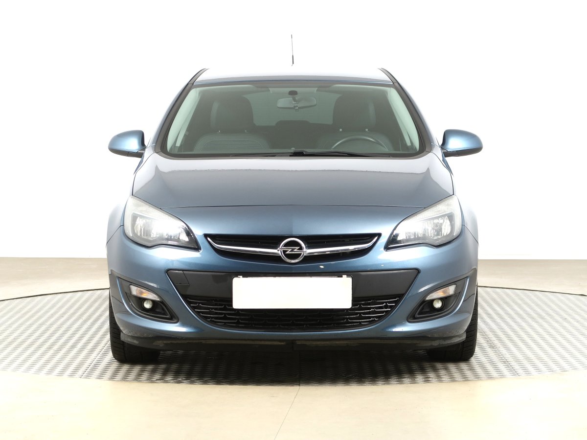 Opel Astra, 2015 - pohled č. 2