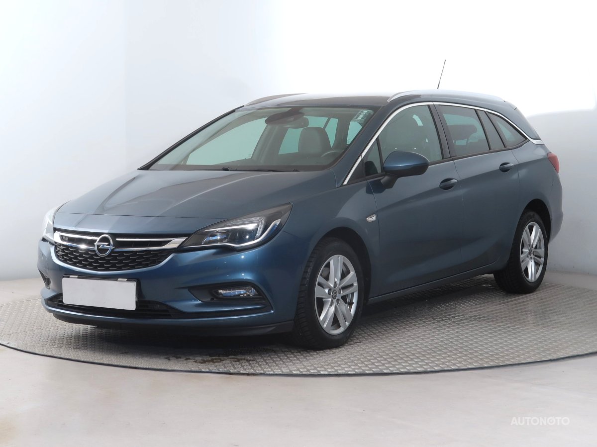 Opel Astra, 2016 - pohled č. 3